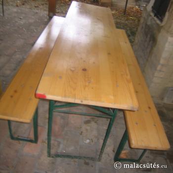 Sörpad garnitúra= 1 asztal + 2 pad